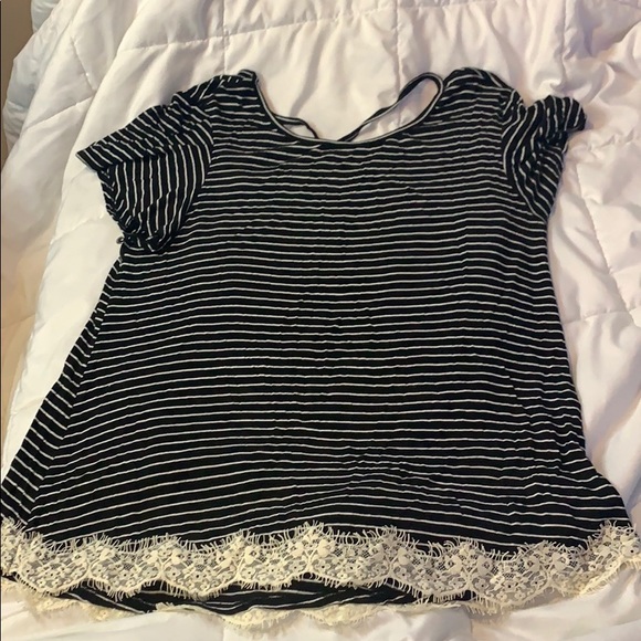 Tops - Cute Short Sleeve Shirt